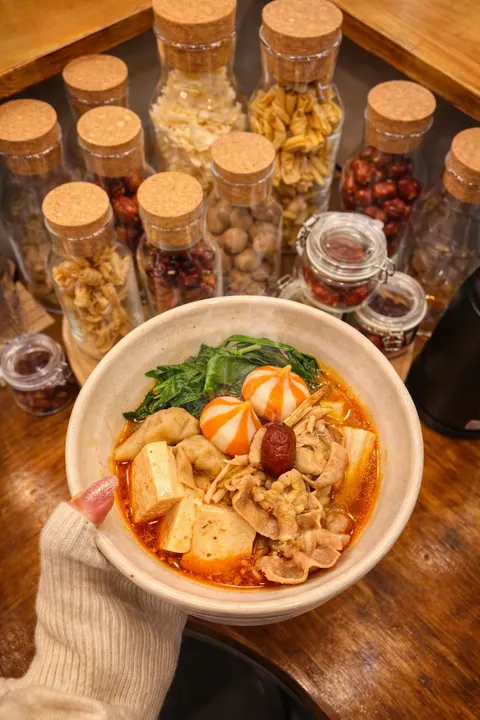 PANDA Yakuzen Malatang Shinsaibashi - photo 2