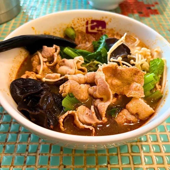 七宝麻辣烫 涩谷店 - 图片 4