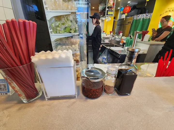 四川麻辣烫 茅崎星星俱乐部 - 图片 5