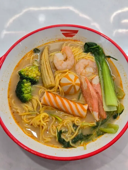 辣红帮麻辣烫 大阪千日前店 - 图片 4
