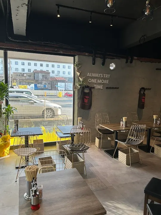 二子麻辣烫仓敷店 - 图片 5