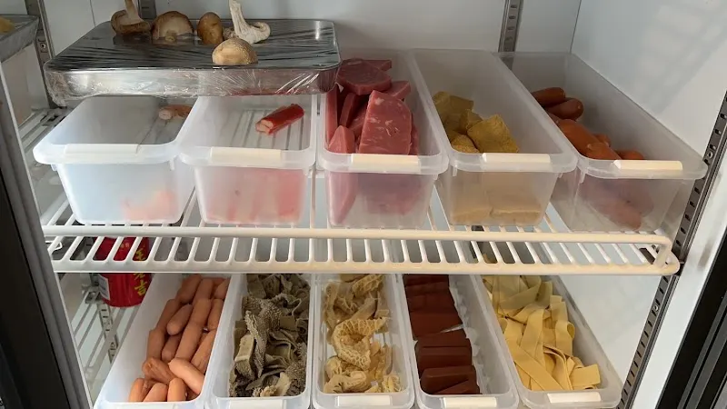 鸭头王麻辣烫