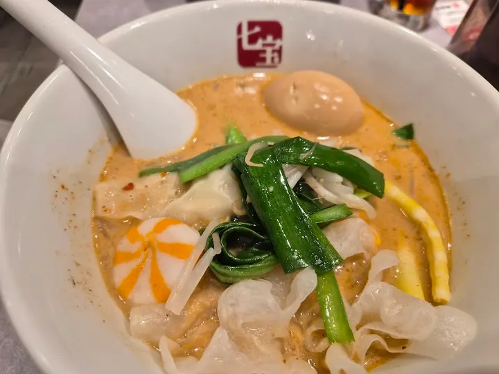 七宝麻辣烫 下北泽店 - 图片 3