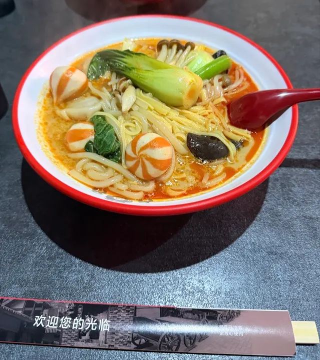 好运来麻辣烫 薄野店 - 图片 3