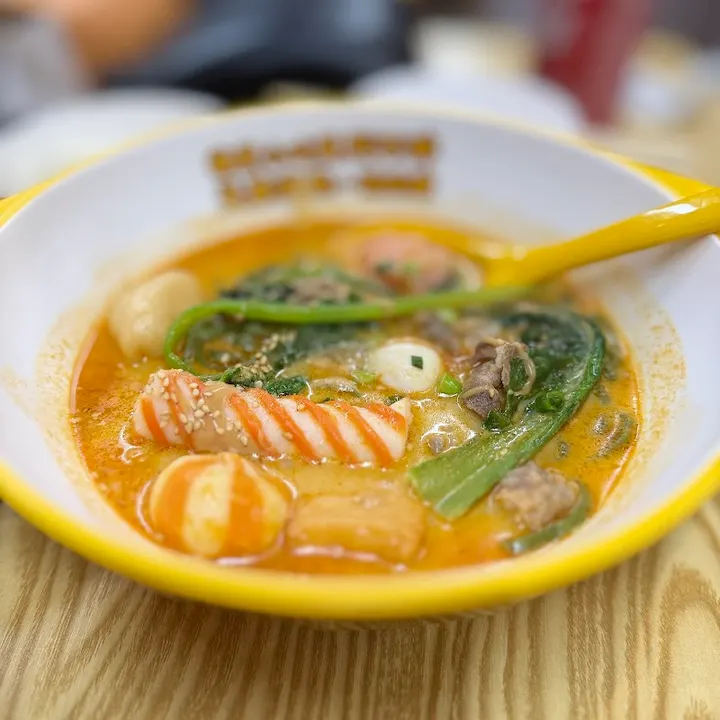 小谷姐姐麻辣烫 名站店 - 图片 4