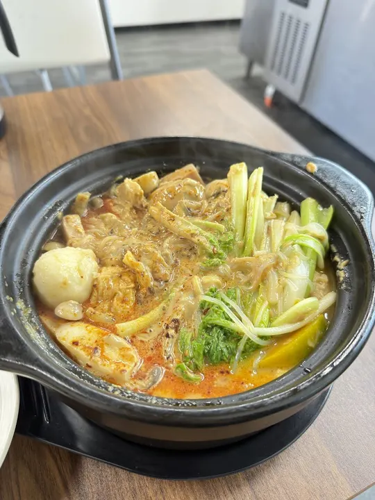 蜀王砂锅麻辣烫 - 图片 3