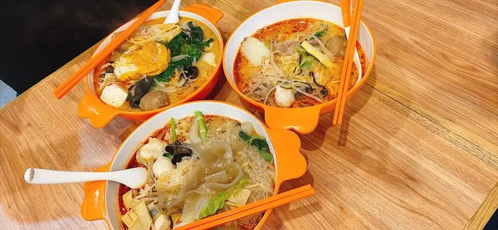 吉香麻辣烫 姬路店 - 图片 3