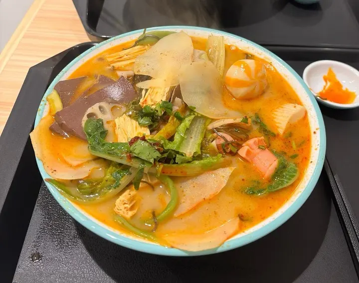 新辣小町 麻辣烫 - 图片 3
