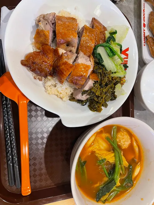 Yummy Duck 麻辣烫 三之轮店 - 图片 3