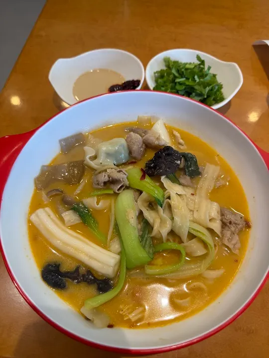 FuFu麻辣烫 神乐坂店 - 图片 2