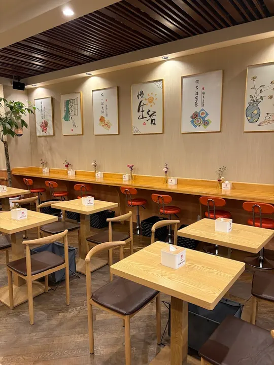DIOS 麻辣烫 东心斋桥店 - 图片 2