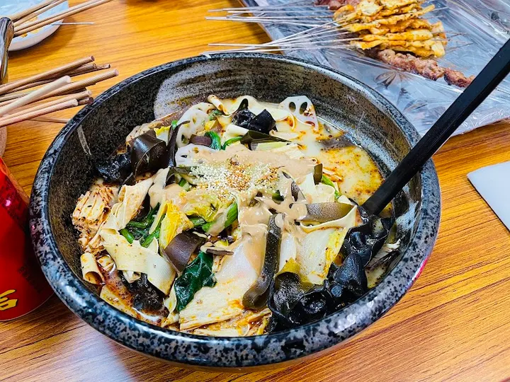 老味道麻辣烫 - 图片 2