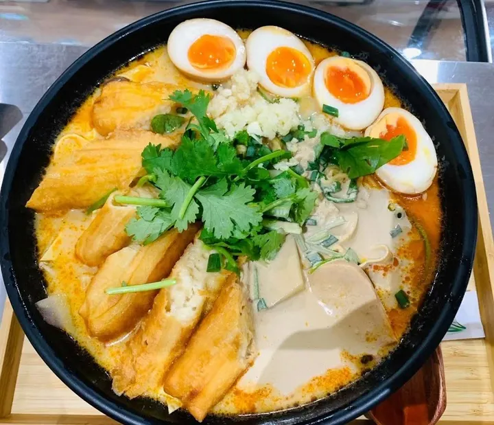 爱辣无忧麻辣烫 道顿堀店 - 图片 2